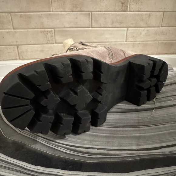 Jeffrey Campbell Culvert Taupe Suede Sherpa Hiker Boots 8.5 - Picture 3 of 8